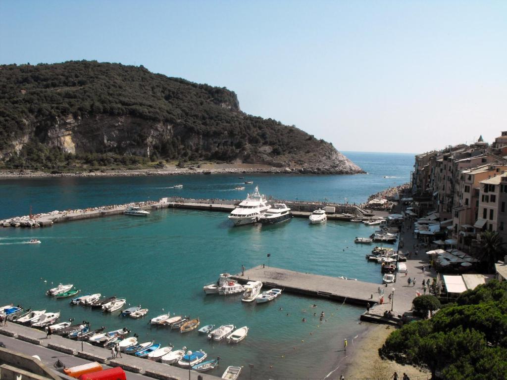 Ostello Porto Venere Buitenkant foto