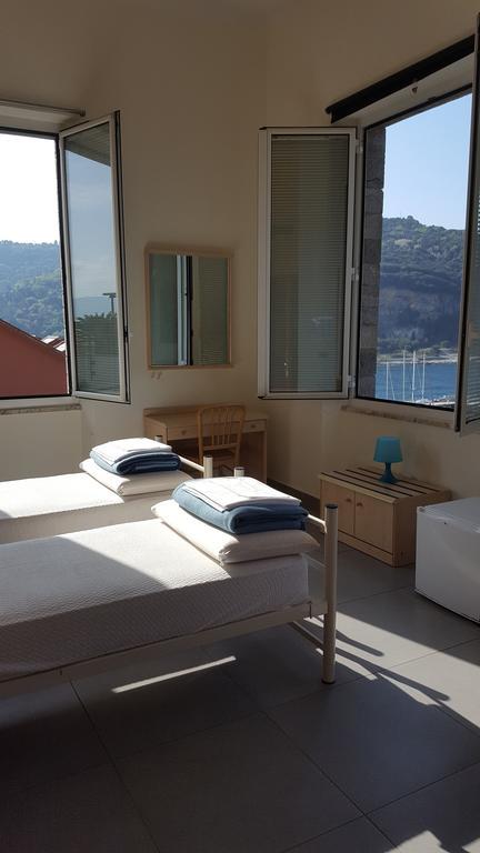 Ostello Porto Venere Buitenkant foto